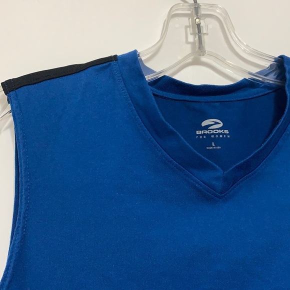 Brooks Athletic Sleeveless Tank Top - Picture 4 of 6